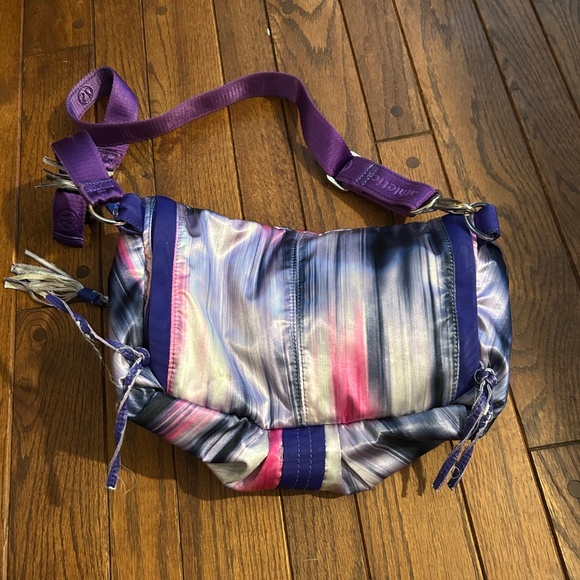 Lululemon Good Fortune Bag - Picture 5 of 8